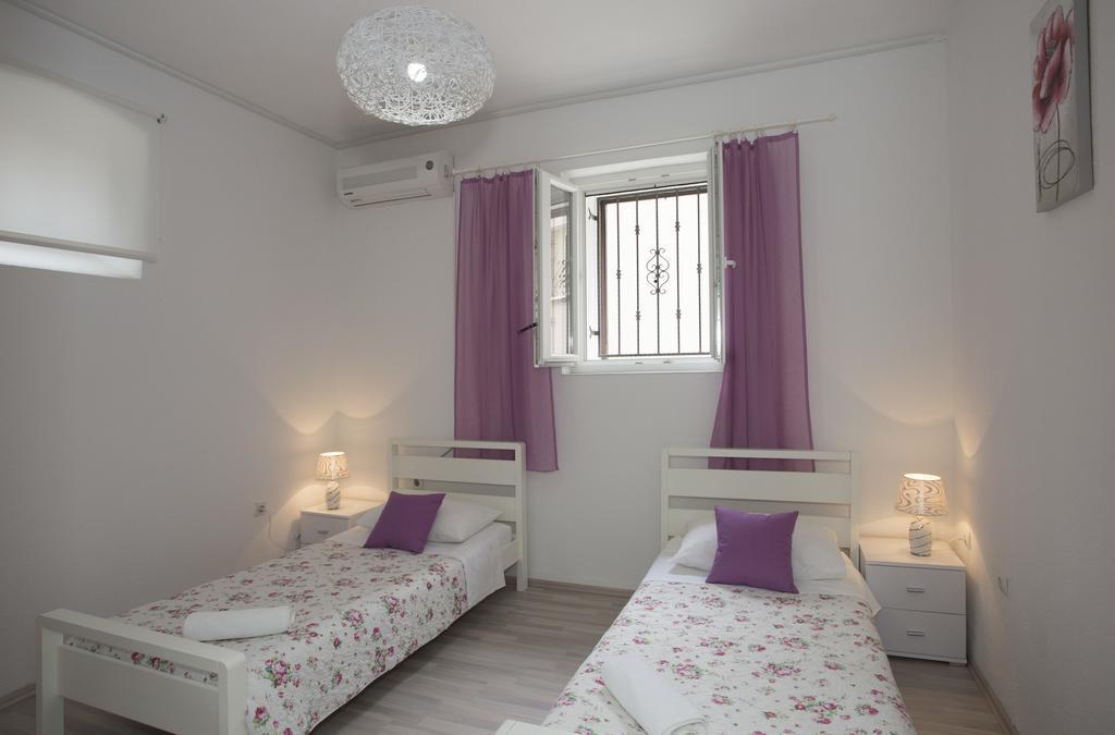 Summer Bay Apartments سبليت المظهر الخارجي الصورة