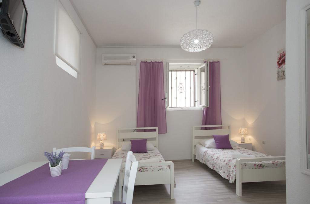 Summer Bay Apartments سبليت المظهر الخارجي الصورة