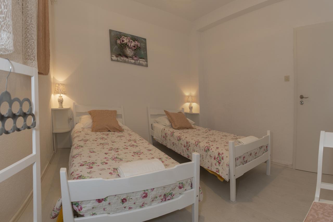 Summer Bay Apartments سبليت المظهر الخارجي الصورة